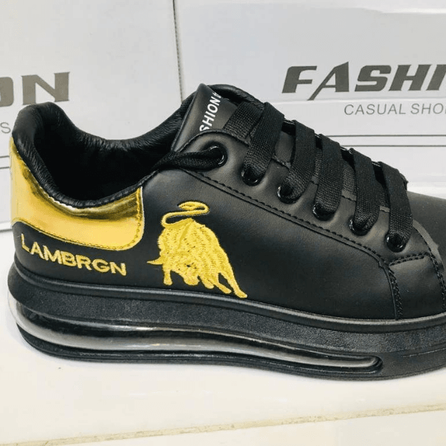 LAMBRGN Sneakers